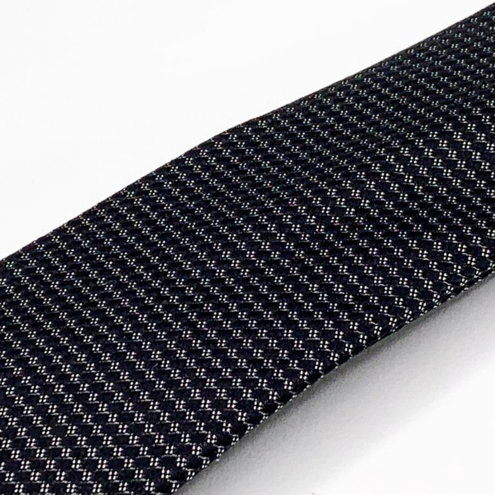 Calvin Klein Black Silk Geometric Pattern - Picture 6 of 6